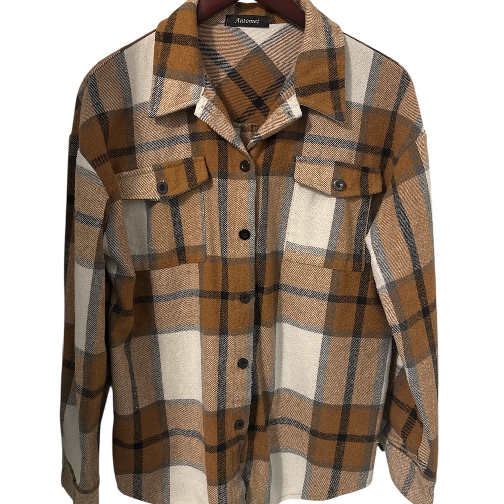Women's Flannel Shacket Tan Brown. Cream Black Pockets Size Medium